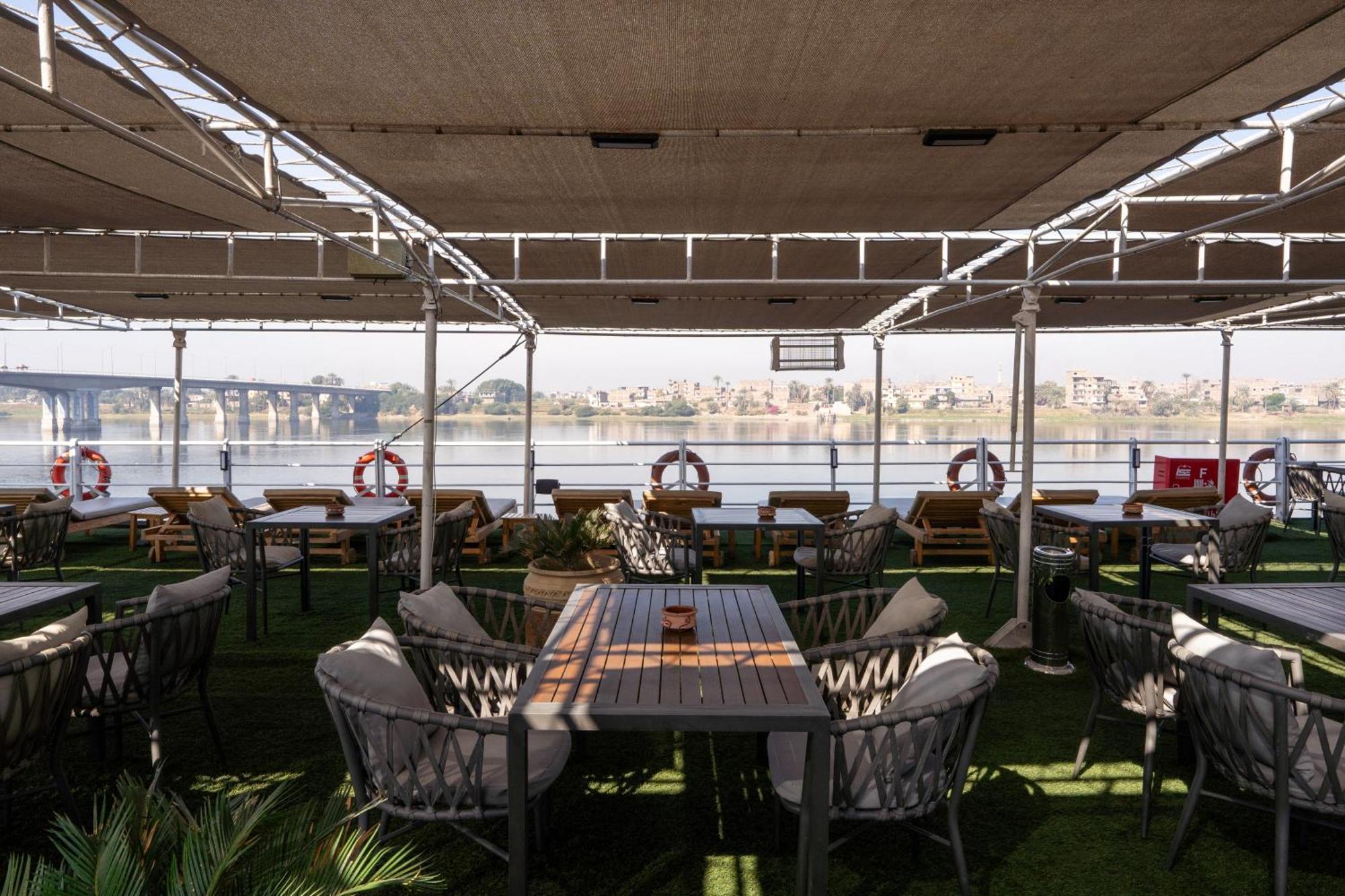 Hotel Magic I Nile Cruise Deluxe Boat The Scheduled Departure Is On Saturday For A 7-Day Nile Cruise Luxor Exterior foto
